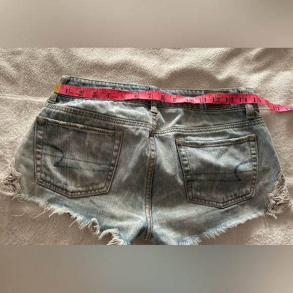 Women's Denim Lace Trim Cut Off Shorts - Picture 6 of 6
